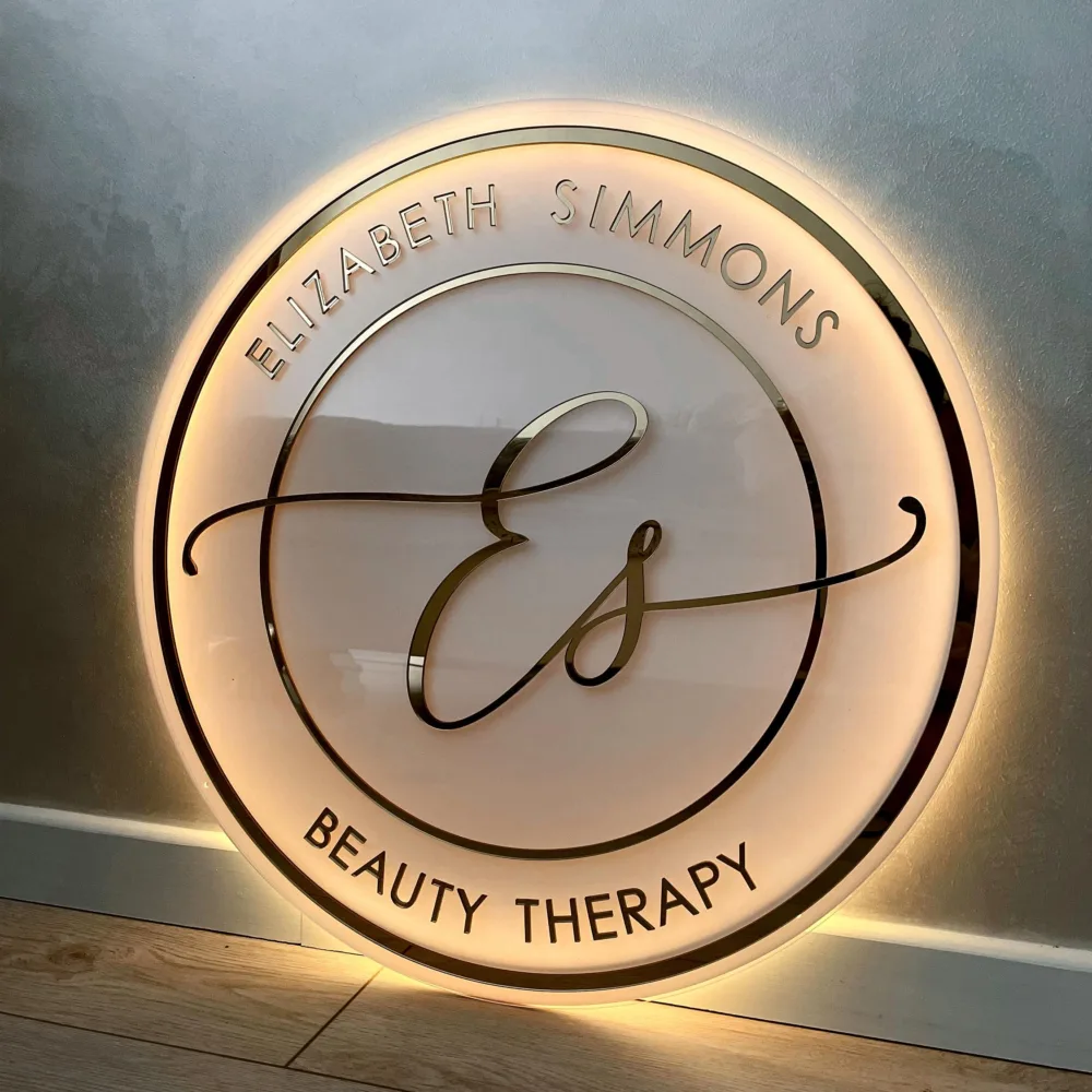 Logo néon personnalisé pour entreprise, enseigne murale en acrylique, décoration de salon de beauté, enseigne ronde de magasin, enseigne logo larache maroc (1) plexiglass doré Logo néon personnalisé pour entreprise, enseigne murale en acrylique, décoration de salon de beauté, enseigne ronde de magasin, enseigne logo larache maroc (1) plexiglass doré